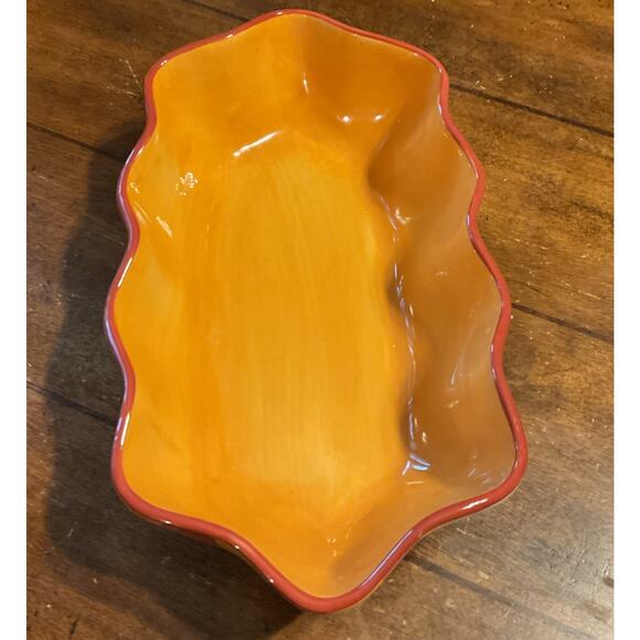 Gail Pittman Bowl Southern Living at Home Siena Ruffled Scalloped serving Dish - Picture 4 of 6